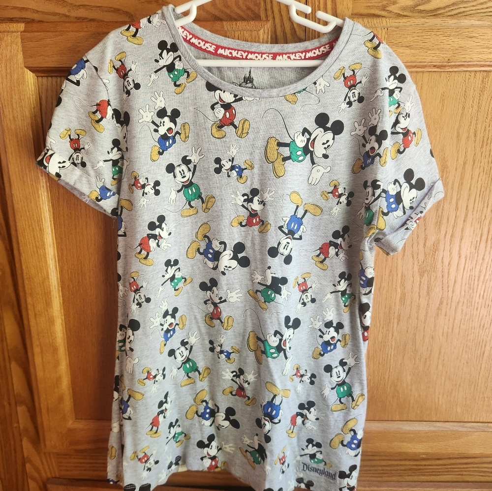 Disney Parks Mickey Mouse T-Shirt Size Youth XL